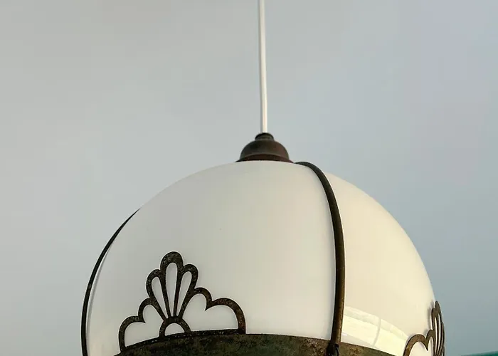 Hikari Saint-Marcory