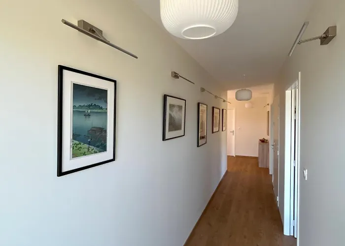 Hikari 3* Saint-Marcory